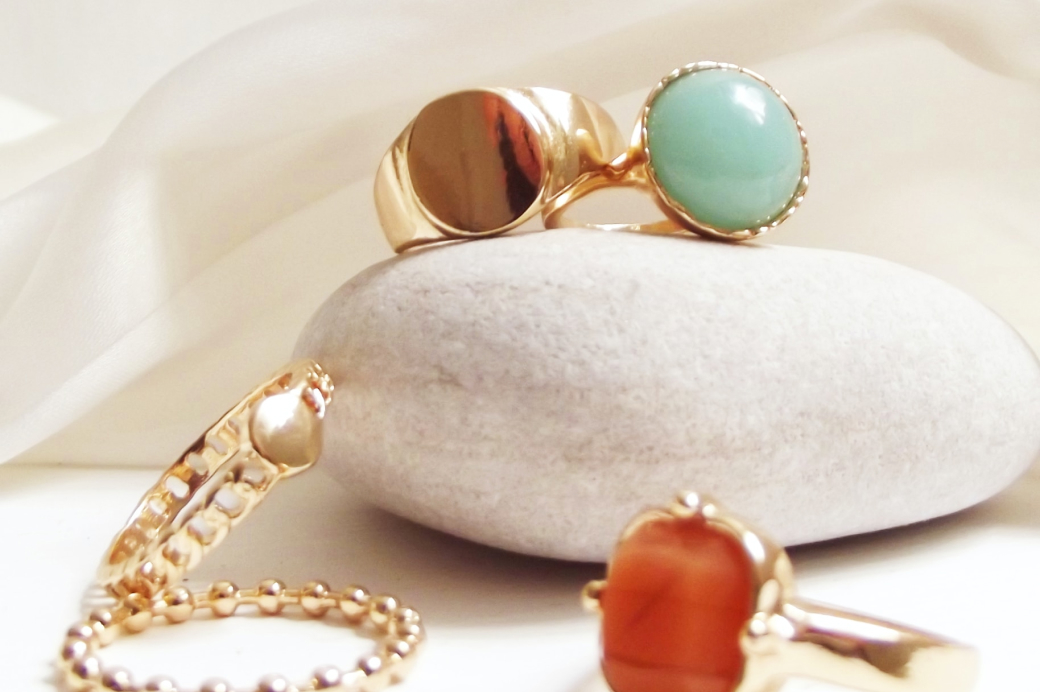 The Biggest UK Jewellery Trends of 2026 (And How to Wear Them)