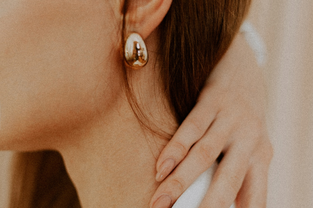 How to Stack Bangles Like a Pro: The Ultimate 2026 Guide