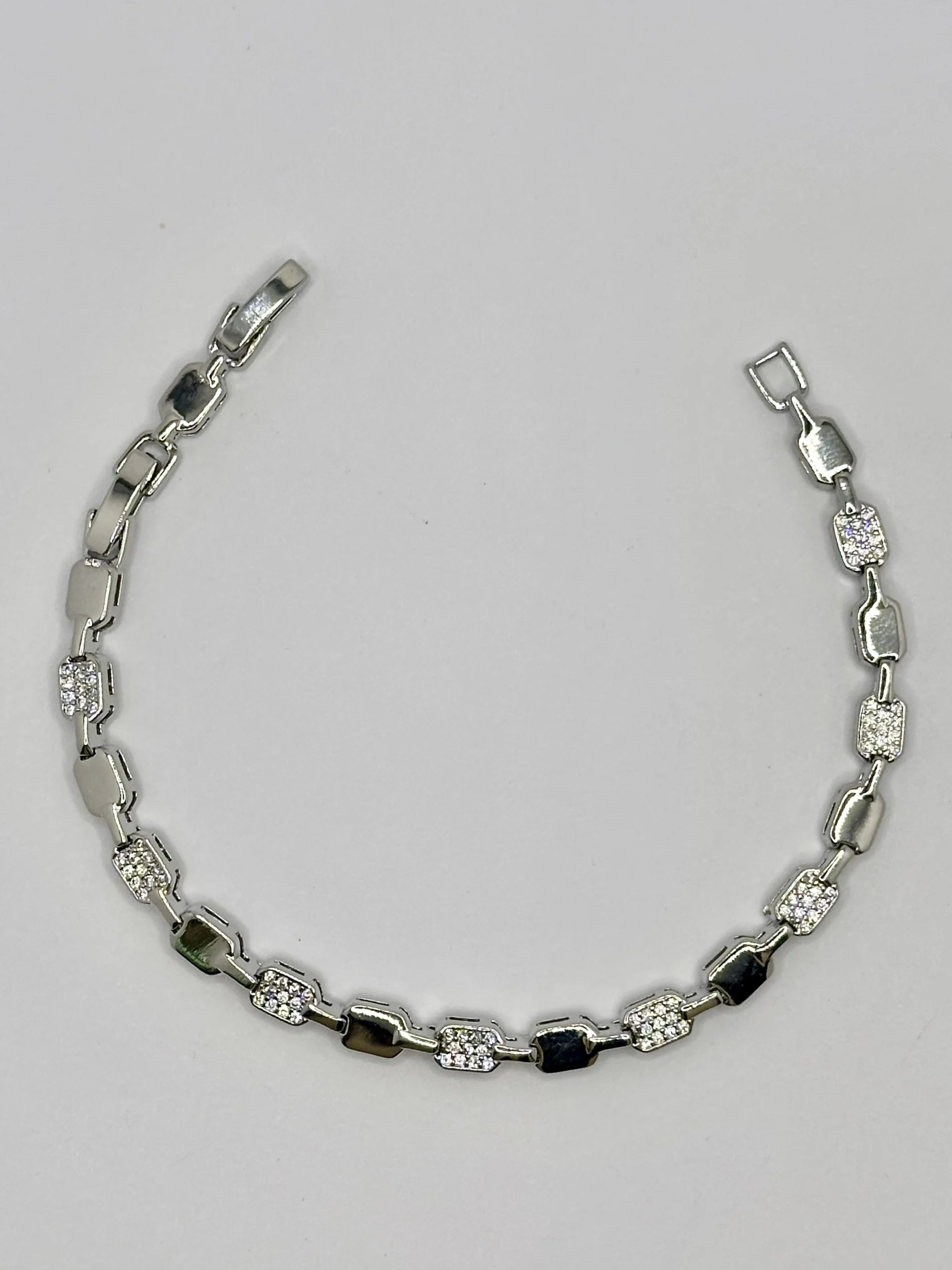 18K Gold Plated Silver Alternating Square Pavé Link Bracelet | Zeray - Image 3